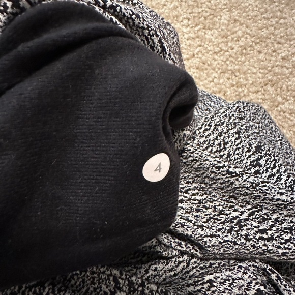 Lululemon Ready To Rulu Pant Size 4 - Picture 14 of 15